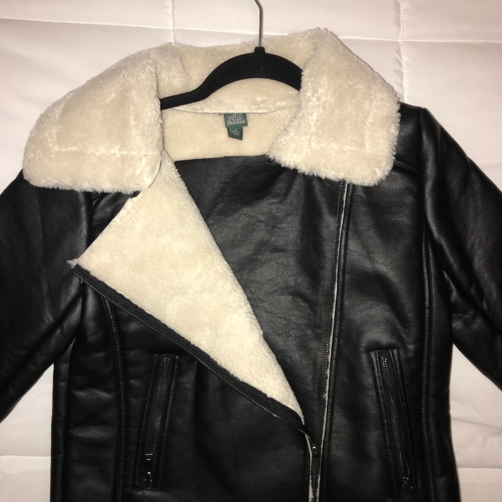 Jacket - Picture 2 of 6